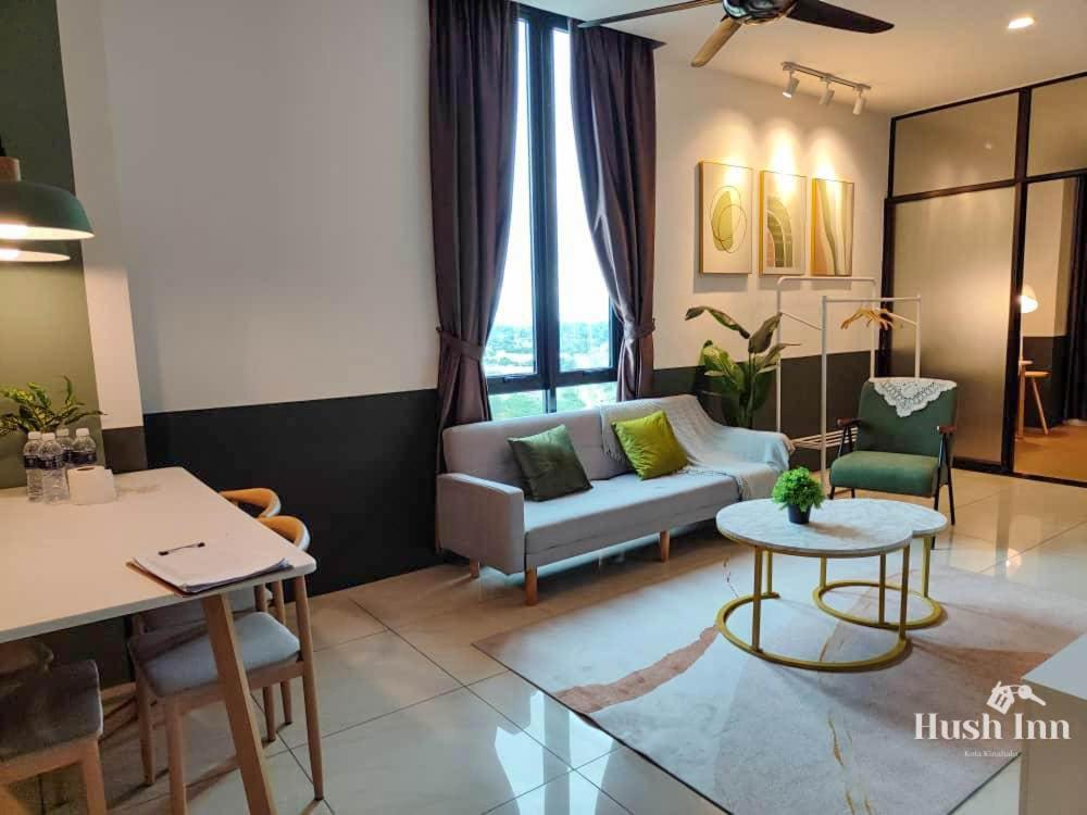 Hush Inn At Itcc Manhattan Suites Kota Kinabalu Bagian luar foto